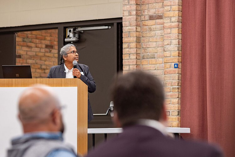 Dra. Preeti Rao, analista principal de datos comunitarios de IFF.