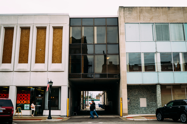 Bay City. Photos by Phil Eich.