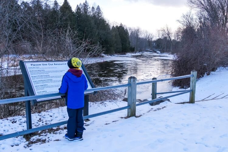 To get to Meridian Park, follow M-20 west of Mt. Pleasant to Meridian Road. Turn south after one mile. The park is located on the east side of Meridian Road.