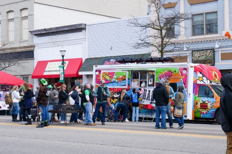 Food trucks lined the east side of McEwan Street (between 4th Street and 5th Street) in downtown Clare on the 15th and 16th of the festival. Photo Credit: Courtney Jerome / Epicenter Mt. Pleasant