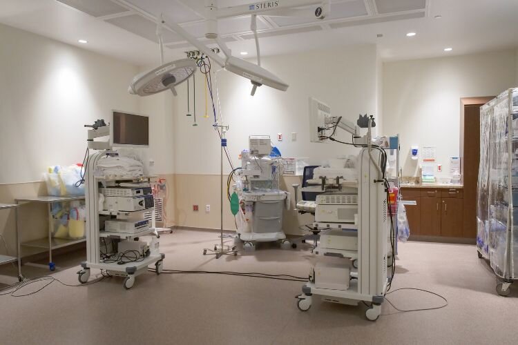 The inside of a Procedure Room at the Mt. Pleasant Ambulatory Surgery Center. (Photo: Gabrielle Haiderer/Epicenter)