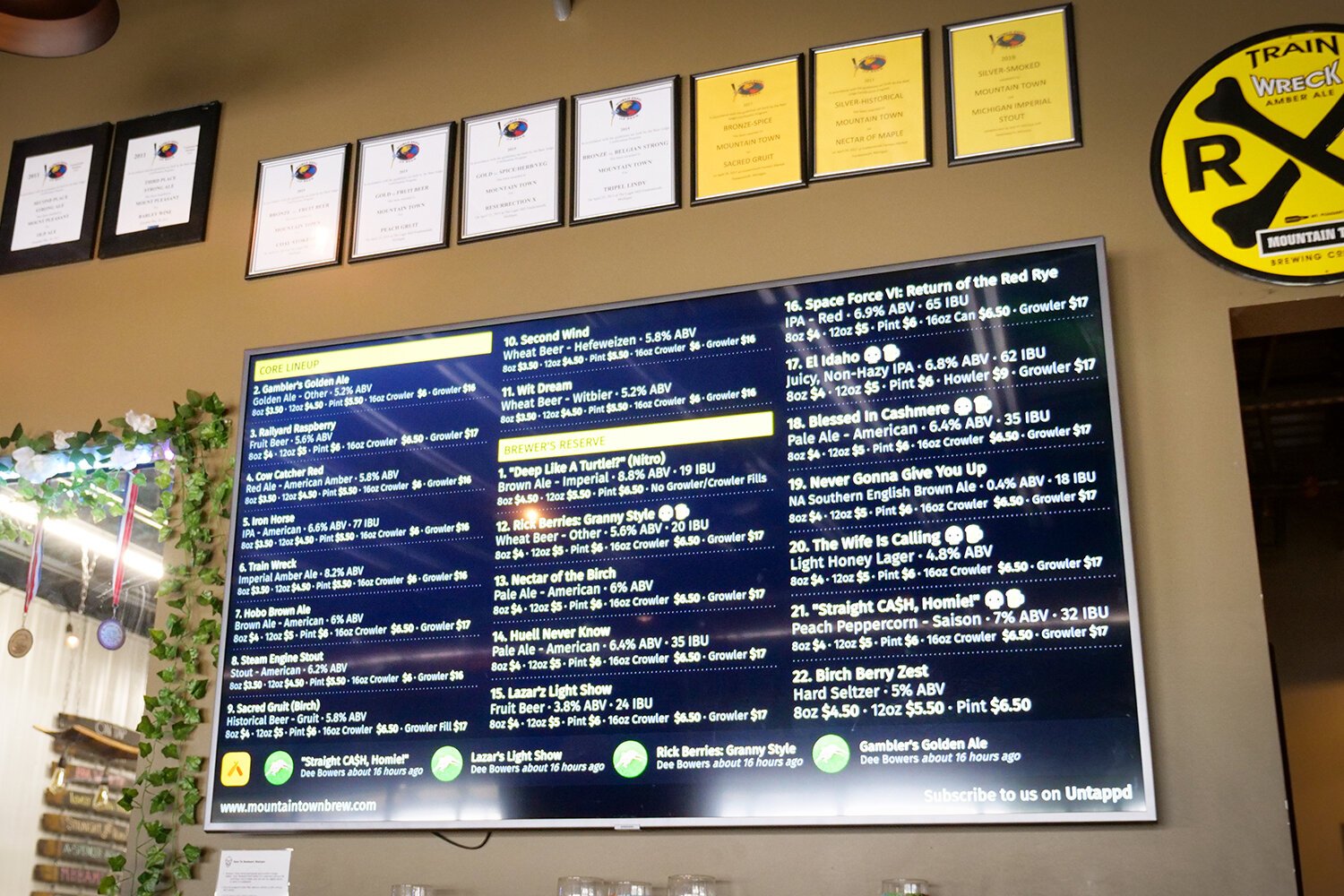 Summit Smokehouse & Tap Room is located at the intersection of S. Lincoln Rd. and M-20 in Mt. Pleasant, Michigan. (Photo: Courtney Jerome/Epicenter)