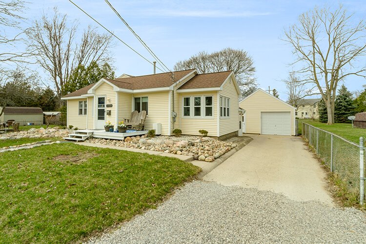 Starter home in Mt. Pleasant, Michigan. (Photo courtesy of Greg Hall)