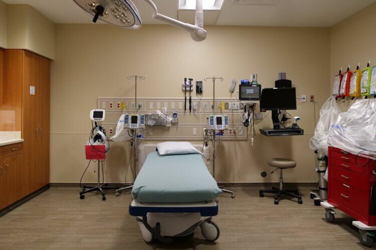 COVID-19 still has lingering impact on the volume of patients going into Urgent Cares and Emergency Departments, as does the recent surge in RSV cases. (Photo: Gabrielle Haiderer/Epicenter)