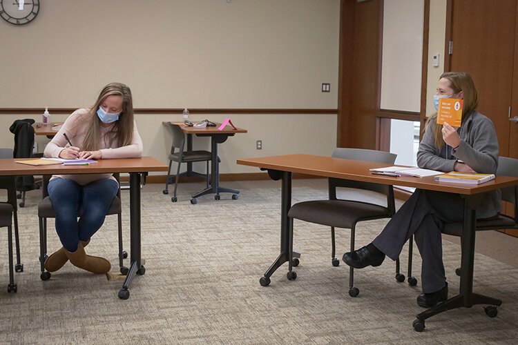 Group discussions during the CenteringPregnancy program will include topics such as nutrition, exercise, stress, signs of labor, infant care, breastfeeding, and postpartum.