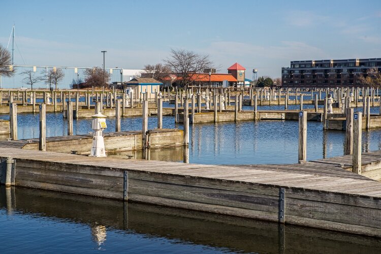 Liberty Harbor is a public marina just north of Veterans Memorial Bridge in what was once the Village of Wenona. 