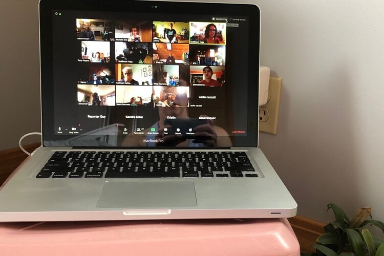 RedBloom’s online virtual studio has offered an opportunity to reconnect with former clients who have moved away – even overseas.