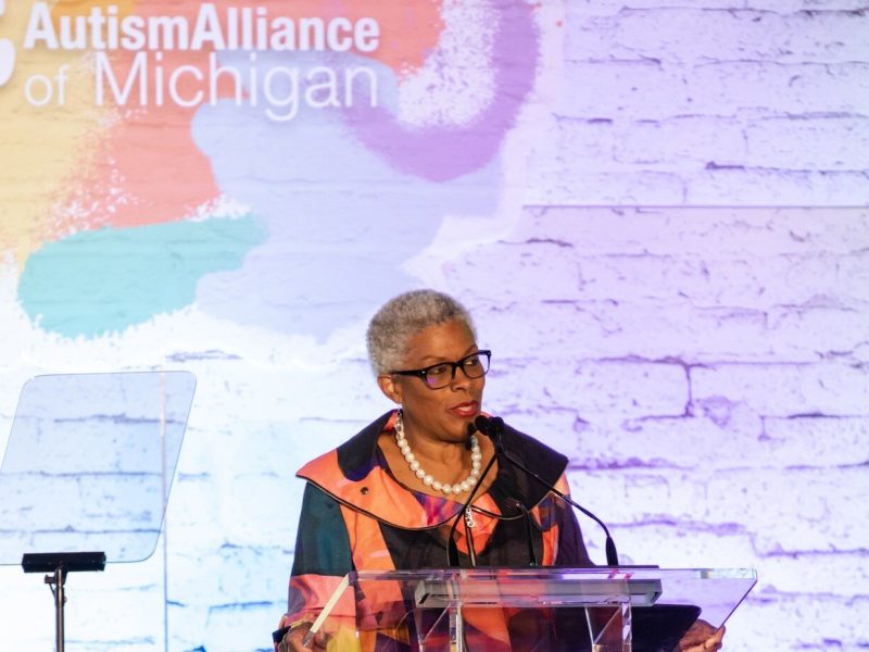 Rochelle Riley presenting at the 2023 gala.